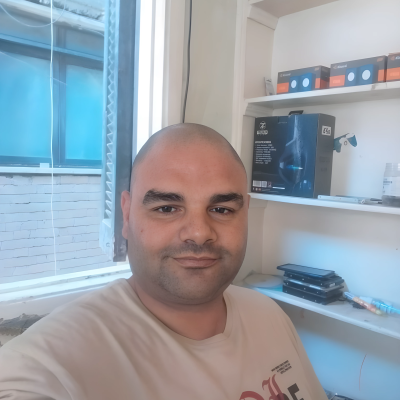 مصطفى محمود